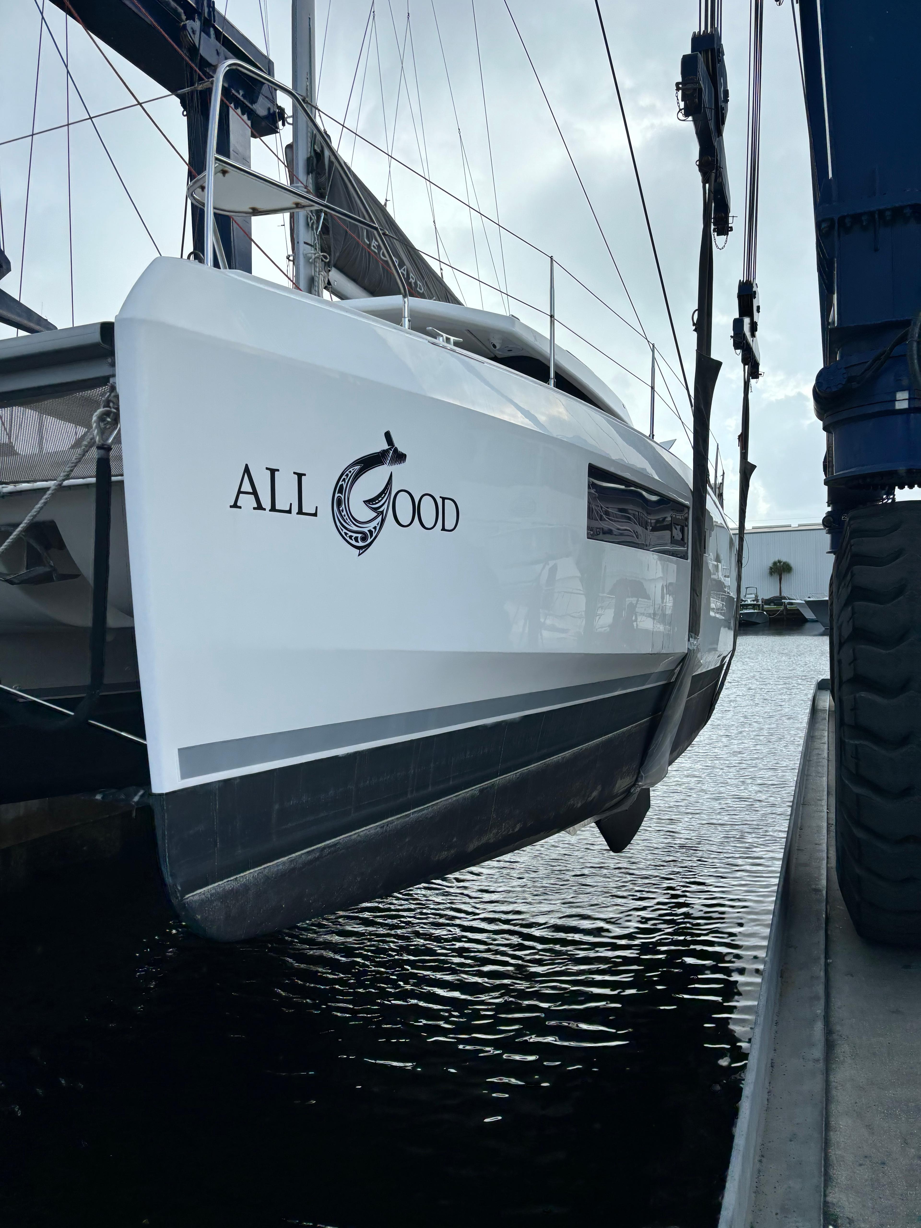 Professional yacht captain ready to help